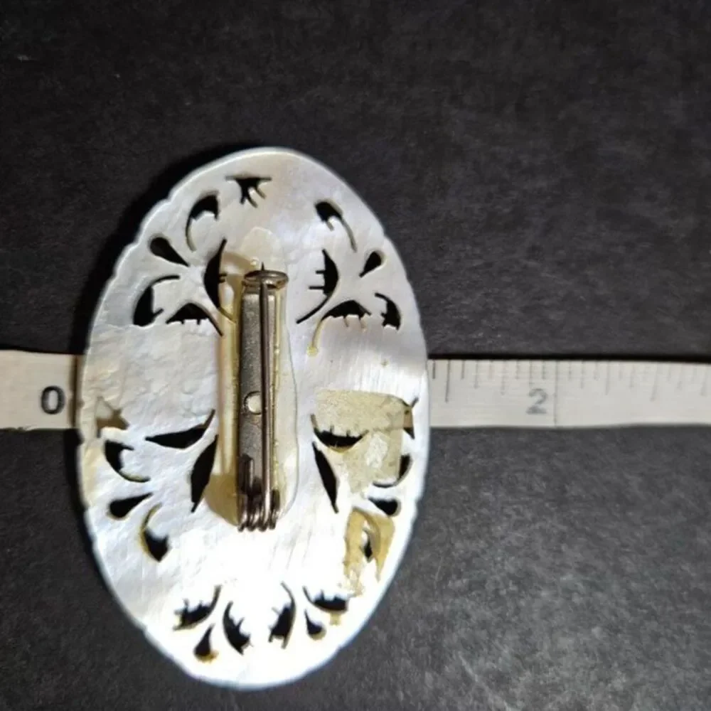 Unbranded gorgeous brooch